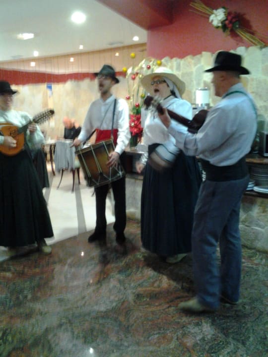 Kanarischer Abend mit Folklore Suites & Villas by Dunas