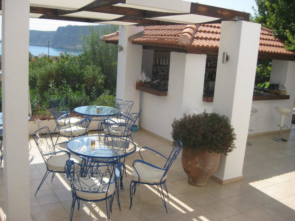 Bar mit Teil des Außenrestaurant Hotel Lindos Sun