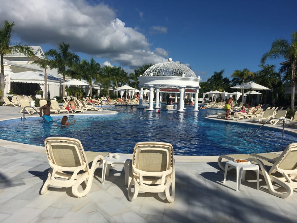 Pool Bahia Principe Luxury Bouganville