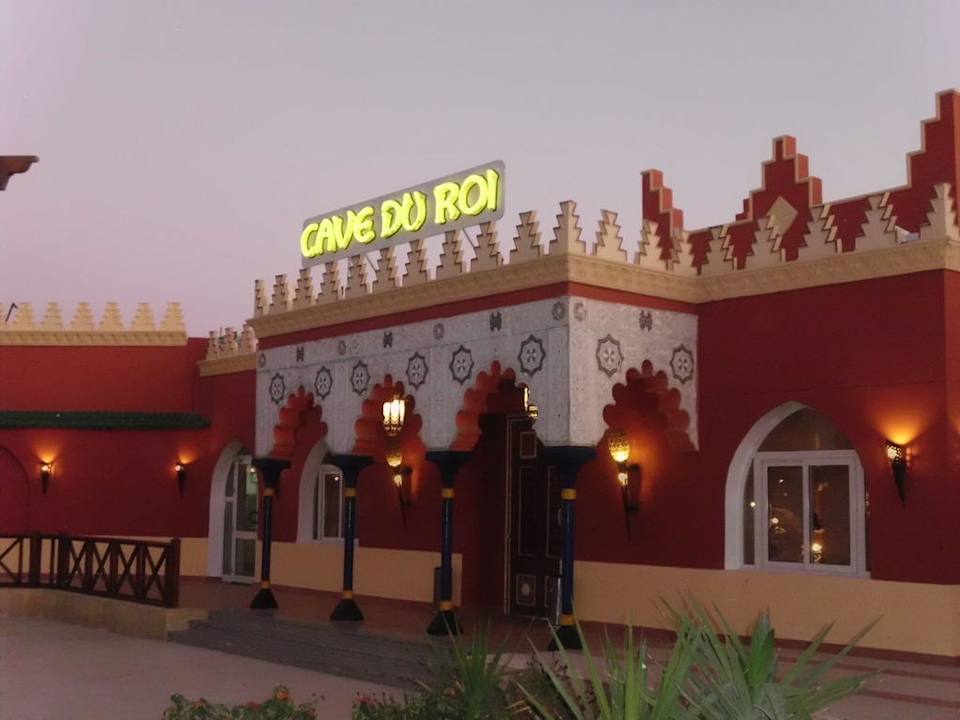 Eines der 4 Restaurants, das Größte Pickalbatros Alf Leila Wa Leila Resort - Neverland Hurghada