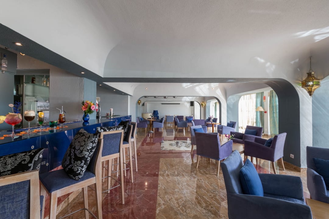 Gastro Grand Muthu Oura View Beach Club