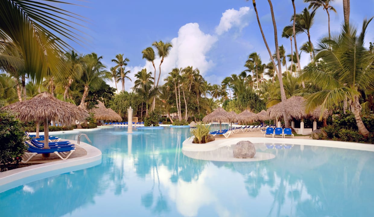 Pool Meliá Caribe Beach Resort-All Inclusive
