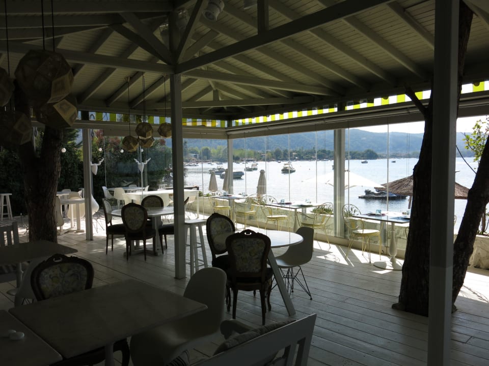 В сторону Вурвуру Ekies All Senses Resort, a Member of Design Hotels