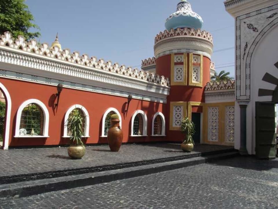 Farbenfroh Pickalbatros Alf Leila Wa Leila Resort - Neverland Hurghada