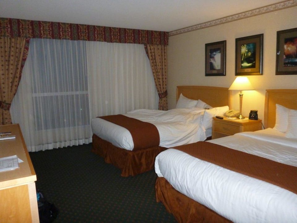 Zimmer/Suite Embassy Suites Hotel Niagara Falls / Fallsview