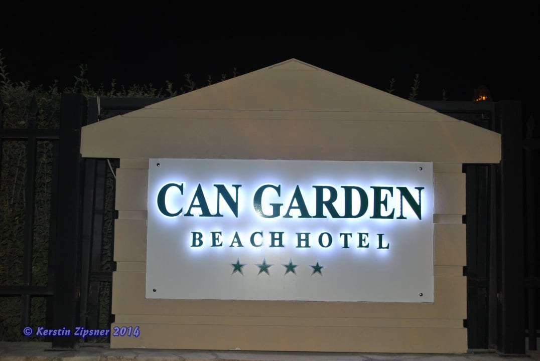 Hotelbeleuchtung am Eingang Can Garden Beach