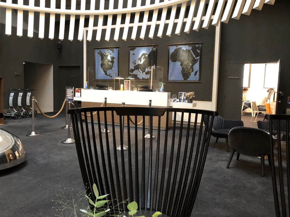 Lobby Golden Tulip Saint Malo– Le Grand Bé