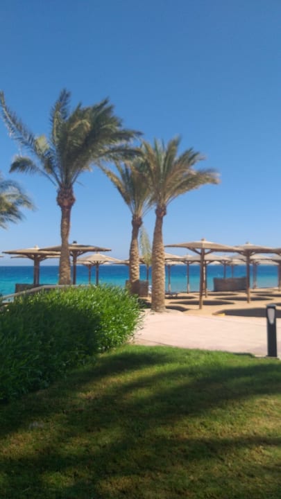 Strand Palm Beach Resort