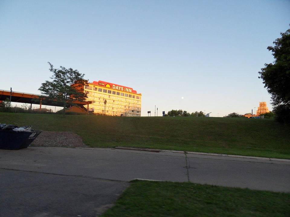 Hotel Days Inn Wyndham Garden at Niagara Falls
