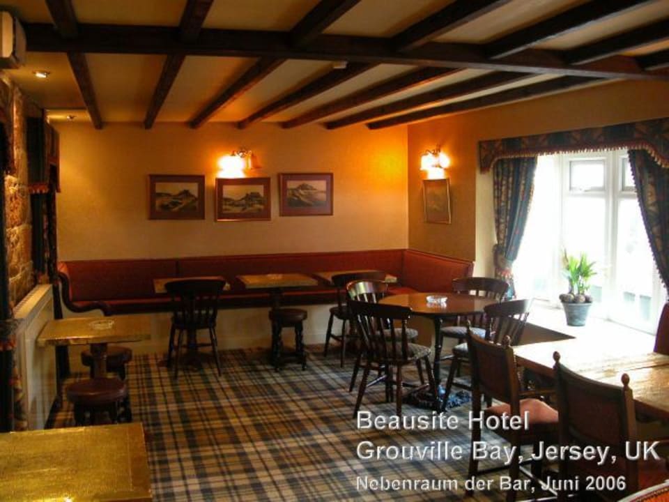 Nebenraum der Hotel-Bar Beausite Hotel