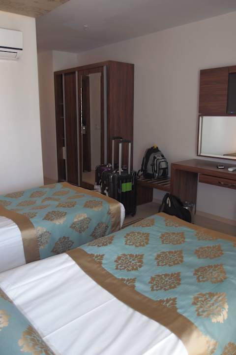 Zimmer Maya World Park Hotel