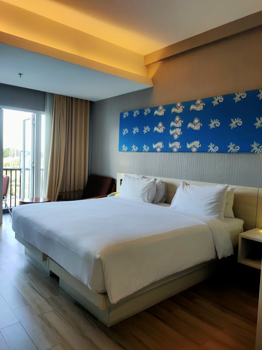 Zimmer Hotel Santika Banyuwangi
