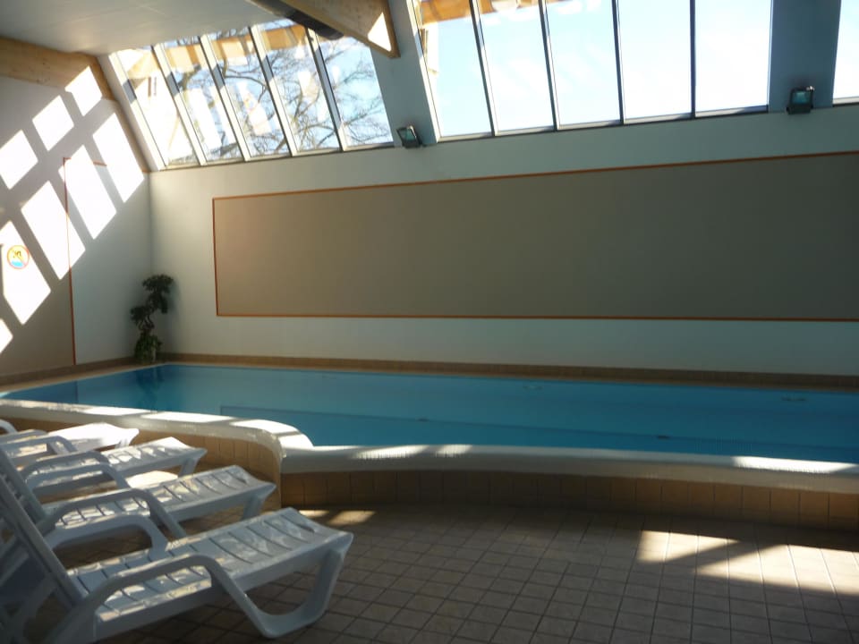 Basen dla nas dwojga Hotel Aurora Family & SPA