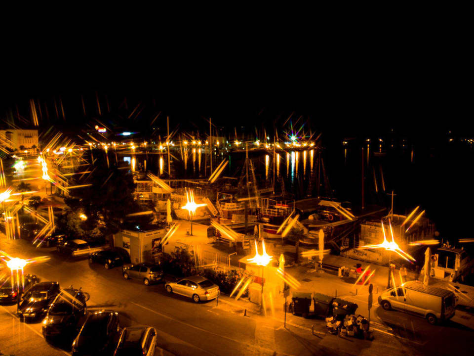 Ausblick vom Balkon bei Nacht Valamar Riviera Hotel & Residence
