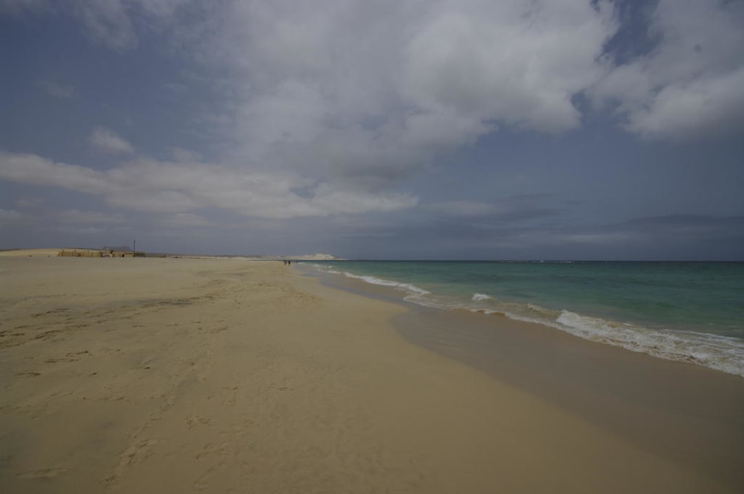 Endloser, feinsandiger Strand Hotel Riu Karamboa