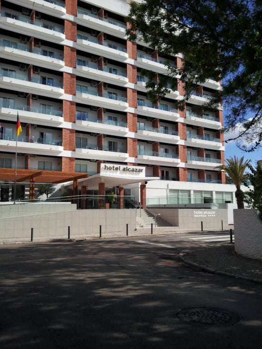 Hoteleingang Alcazar Hotel & Spa