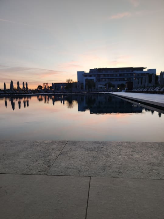 Pool Anda Barut Collection