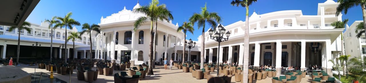 Außenansicht Hotel Riu Palace Punta Cana