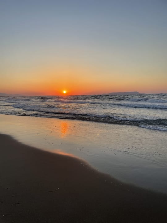 Strand Hotel Anthoula Village