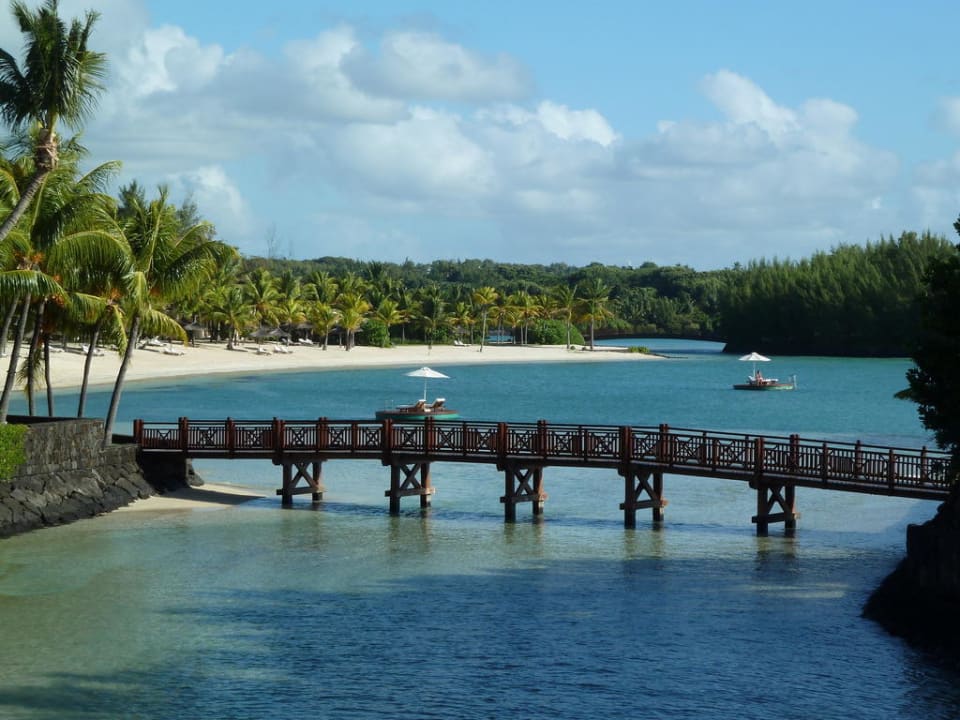 Brücke zur kleinen Insel Shangri-La Le Touessrok Mauritius