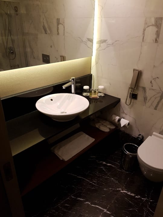 Badezimmer DoubleTree by Hilton Istanbul - Old Town