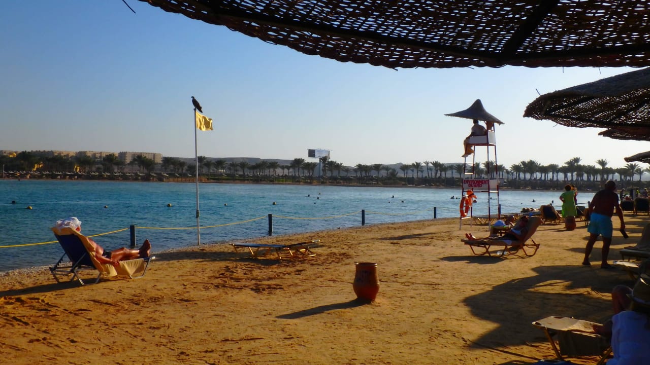 15:00 Uhr Steigenberger Coraya Beach - Adults only