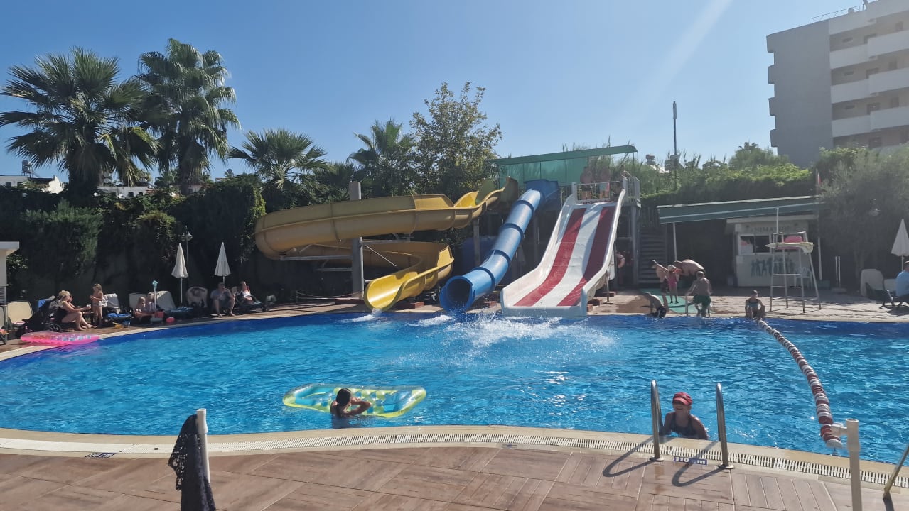 Pool Hotel Gardenia Beach