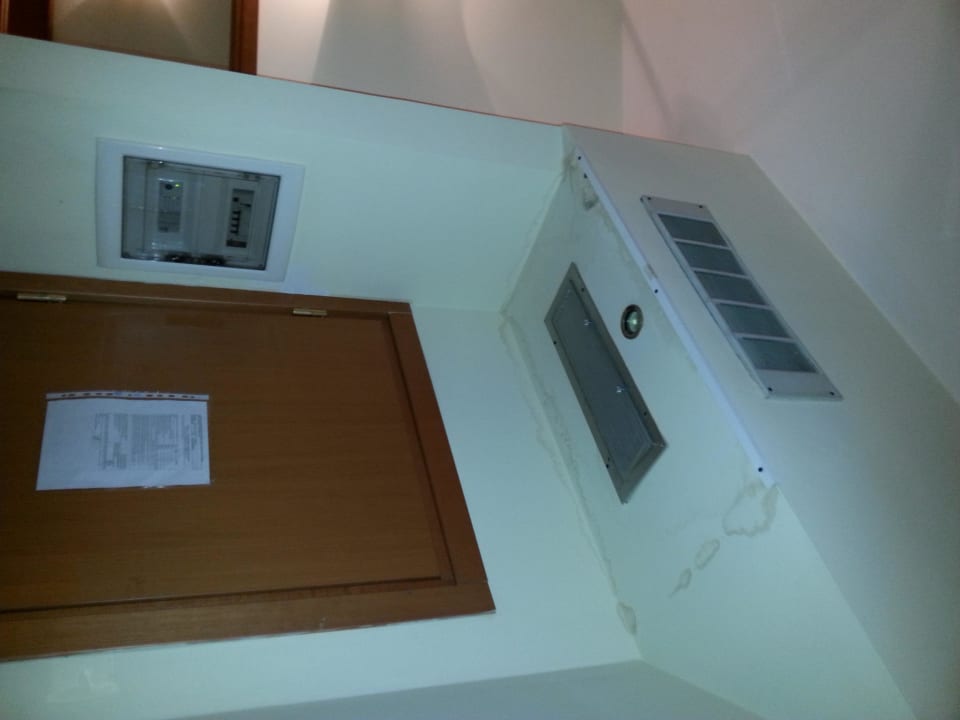 Lüftung / Klimaanlage  Hotel Midi