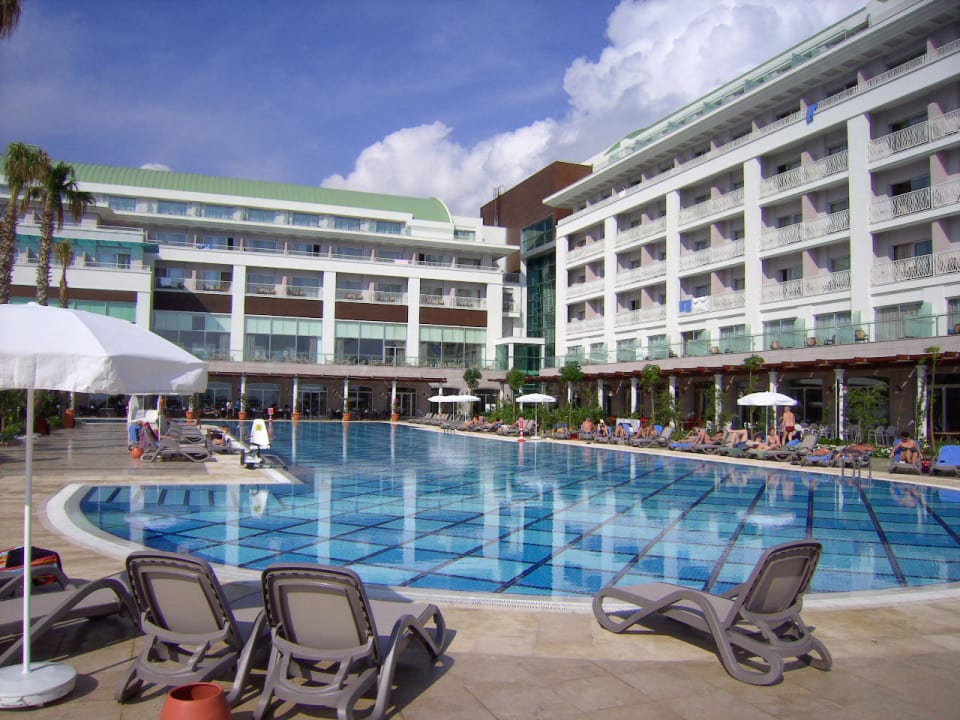 Herrlicher Pool Kilikya Palace Göynük