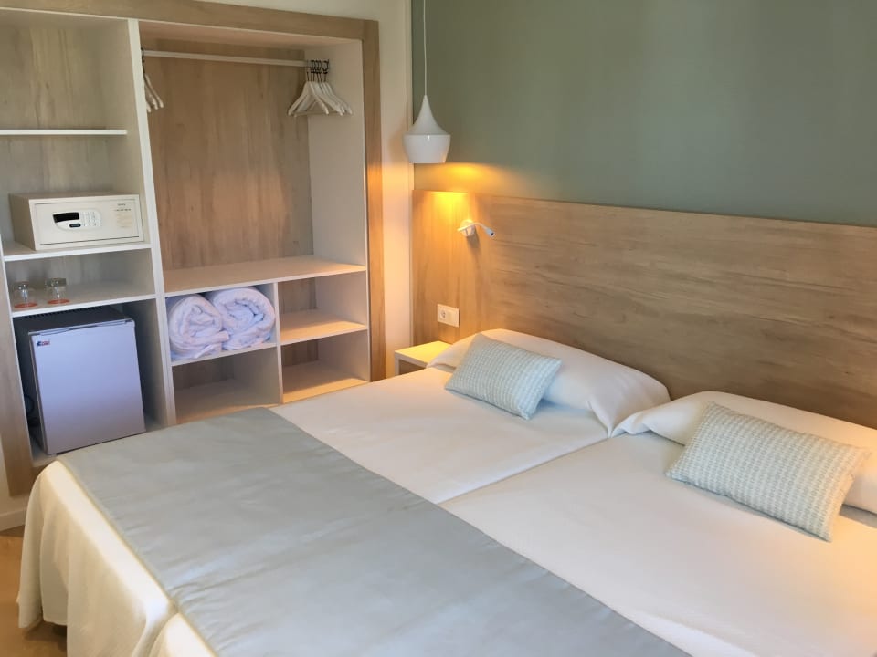 Zimmer HSM Regana - Adults Only