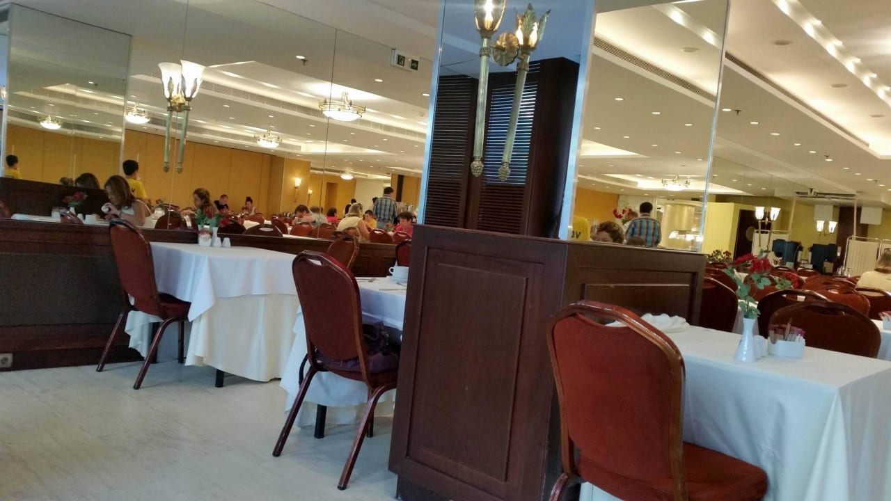 Frühstücksbereich Titania Hotel