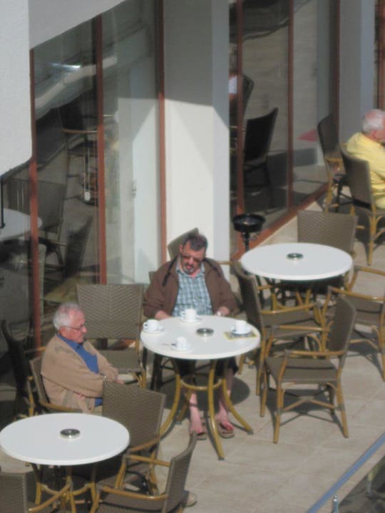 Außenbereich der Lobbybar Monachus Hotel & Spa