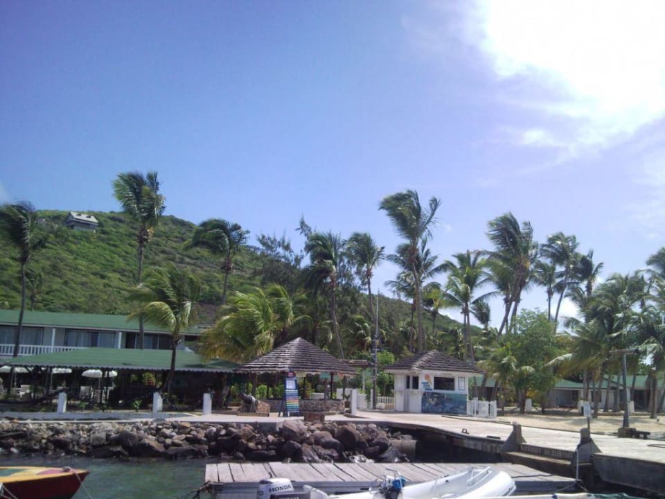 Vue du dock Hotel Anchorage Yacht Club