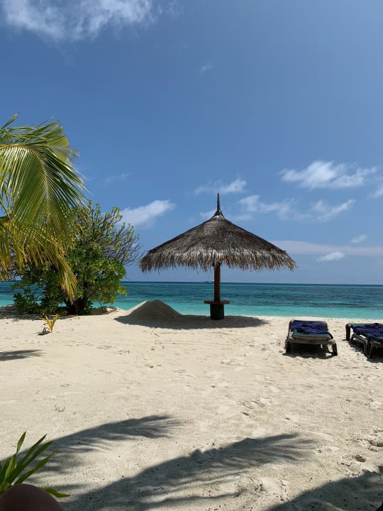 Strand Kuredu Island Resort & Spa