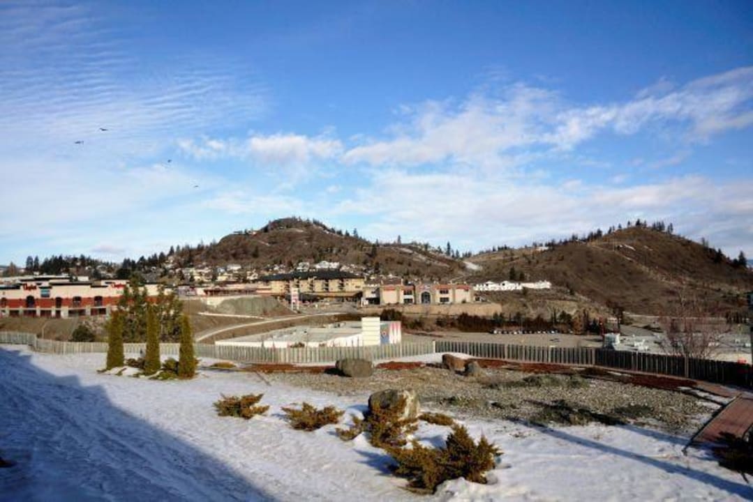 Ausblick vom Balkon Coast Kamloops Hotel & Conference Centre