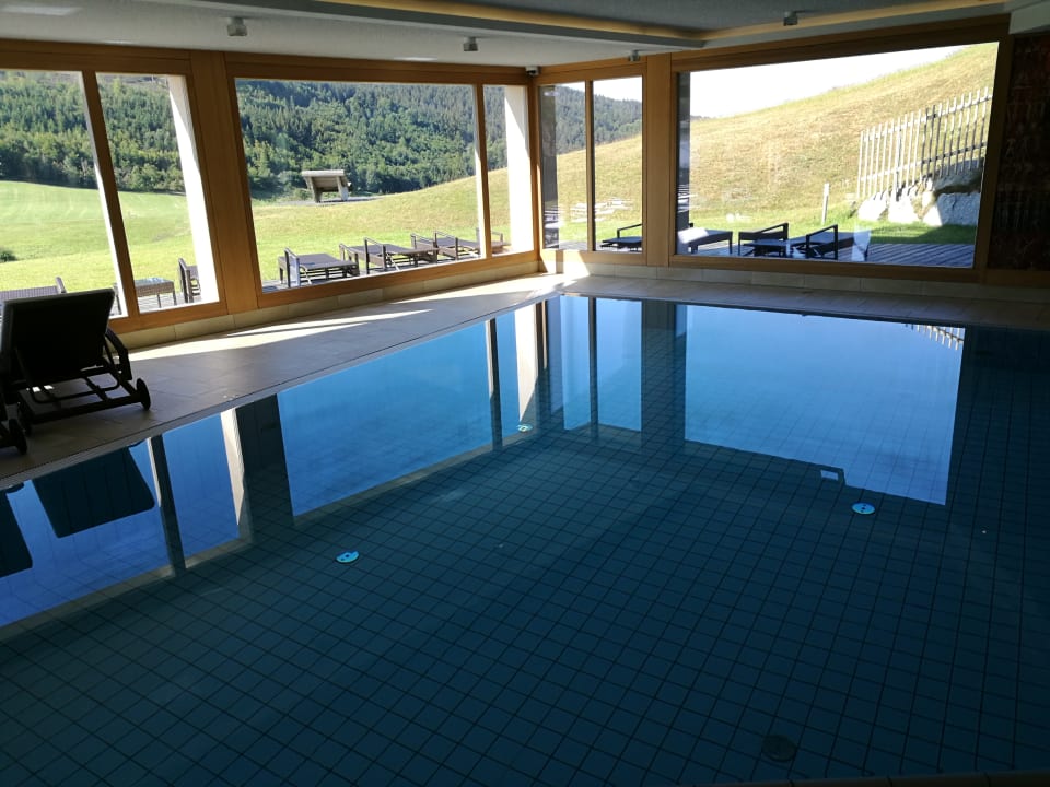 Pool derWaldfrieden naturparkhotel