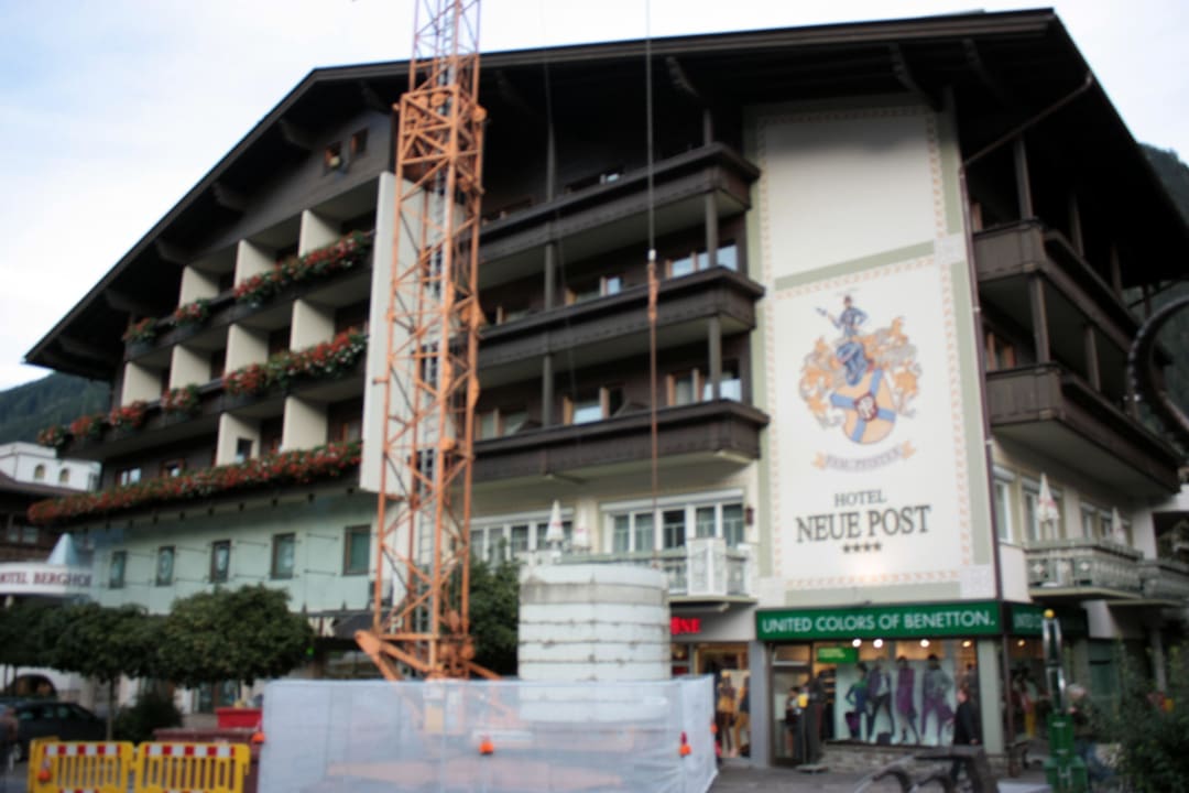          Zweites Haus gegenüber Hotel Neue Post