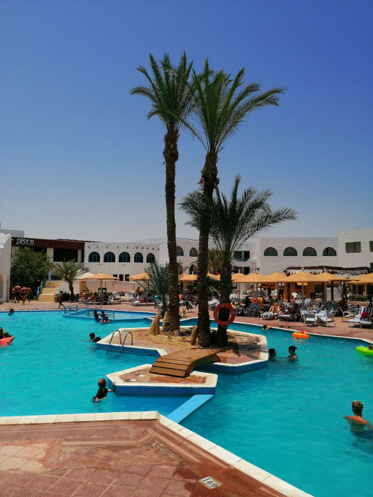 Pool Shams Safaga Resort