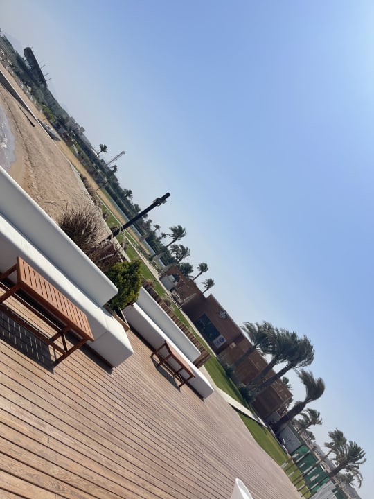 Strand Rixos Premium Magawish Suites & Villas