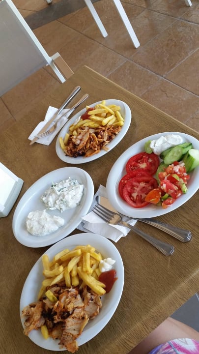 Mittag essen  Seaden Sea World Resort & Spa