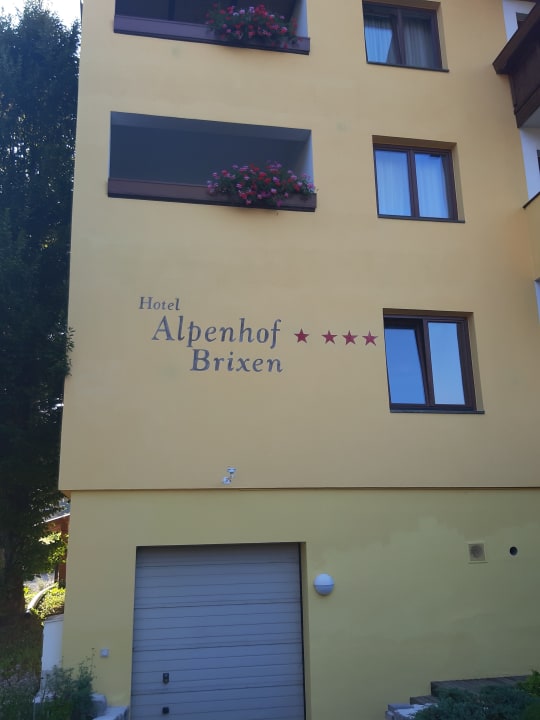 Außenansicht Hotel Alpenhof Brixen