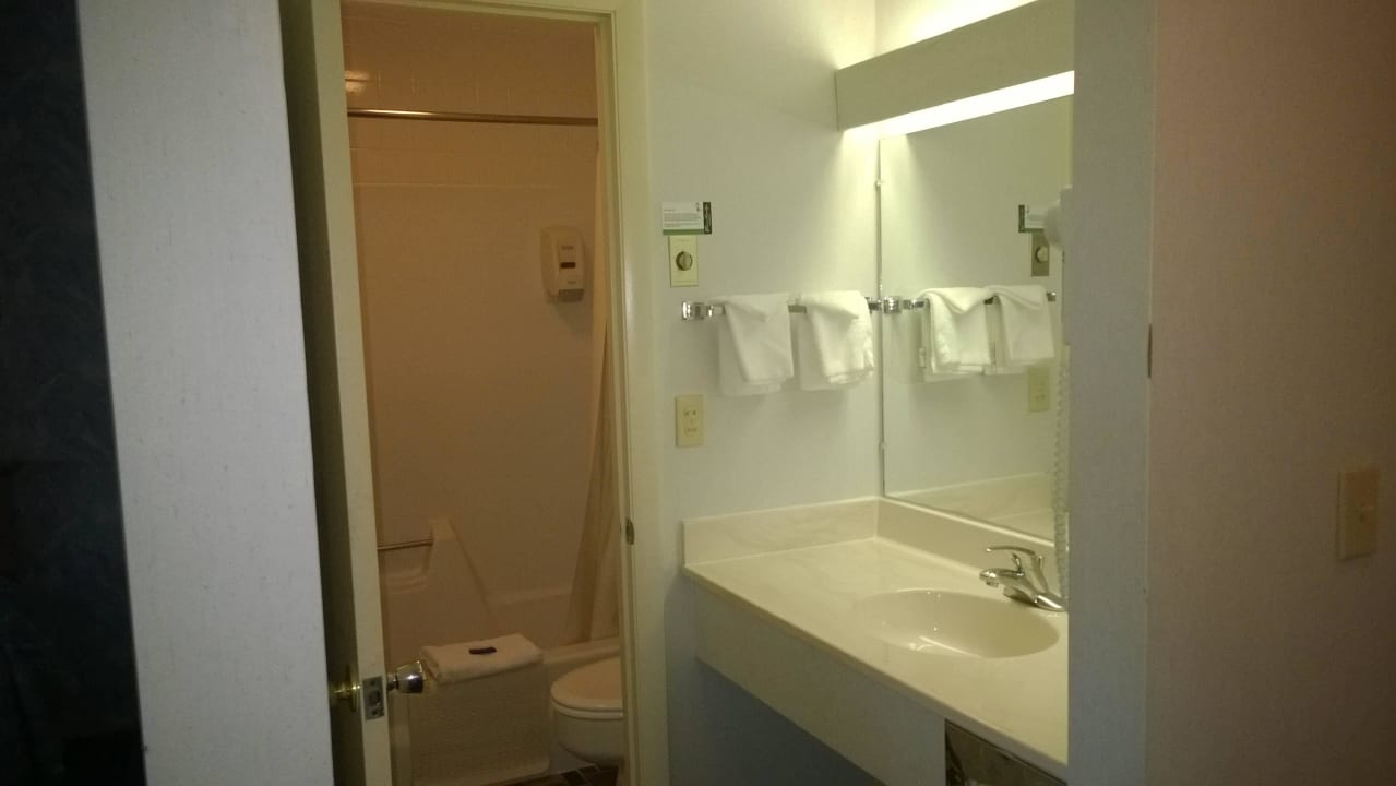 In Bad und WC war alles okay Town & Country Inn & Resort Gorham