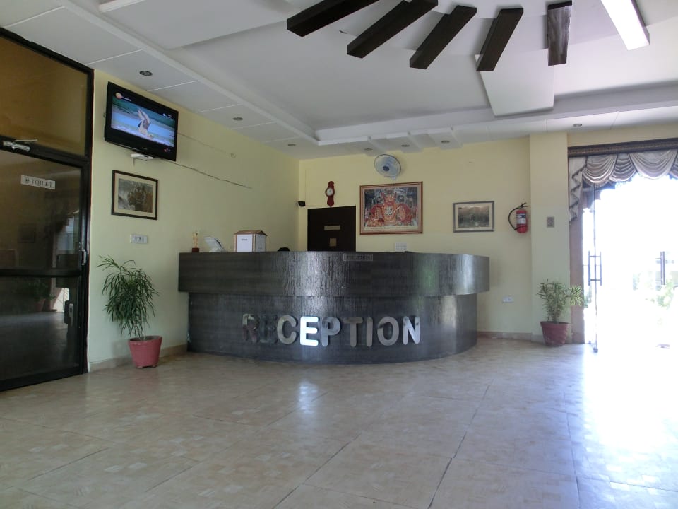 Lobby OM Rudrapriya Resort