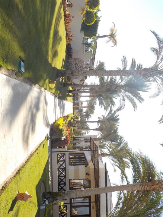Weg zum Strand Jaz Dar EL Madina