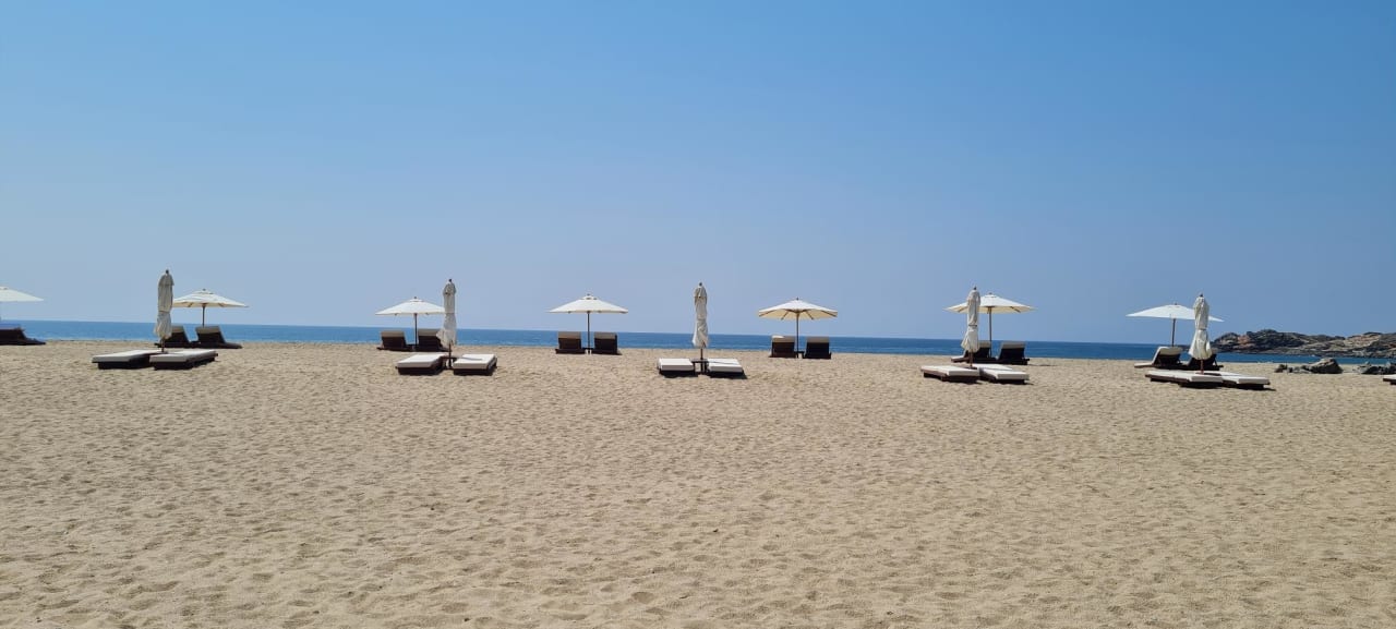 Strand Alila Hinu Bay