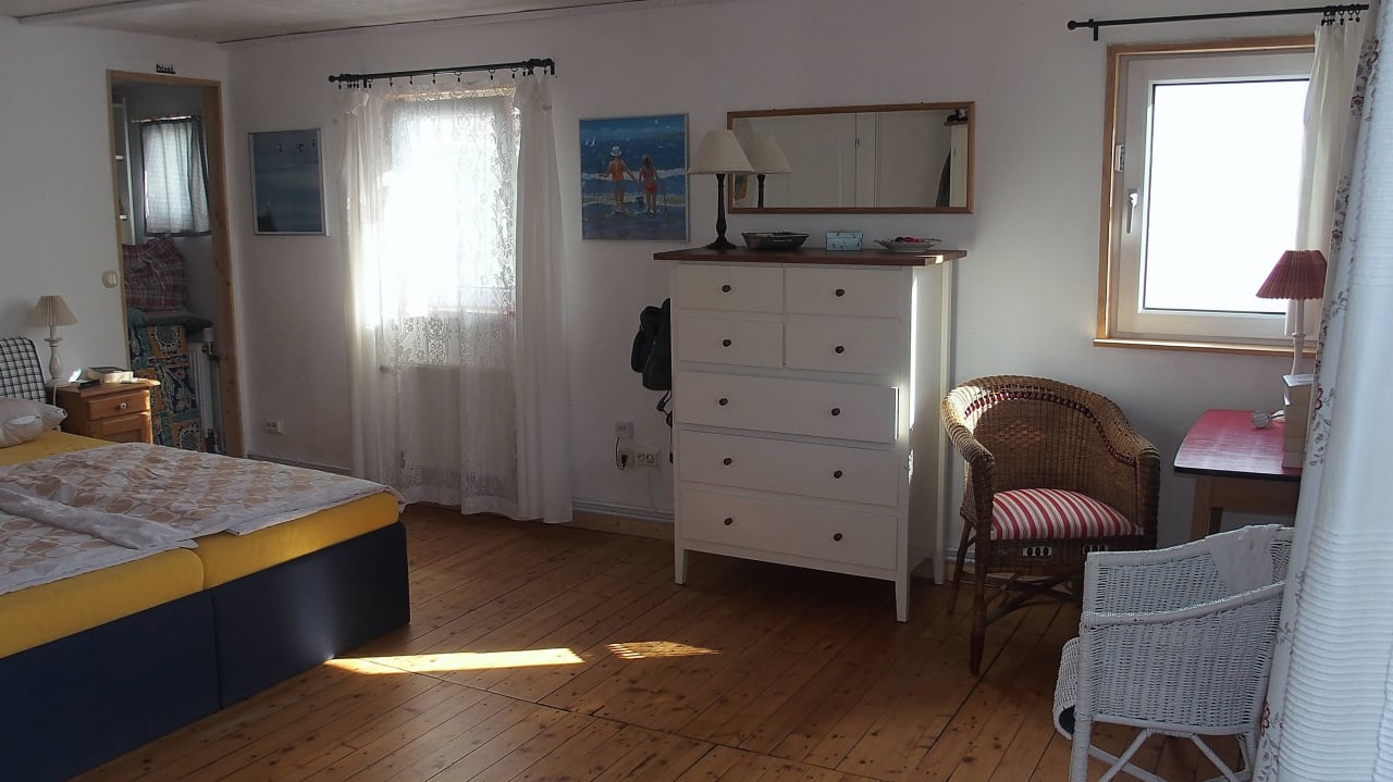 Großes Schlafzimmer Ferienhaus Sanddorn