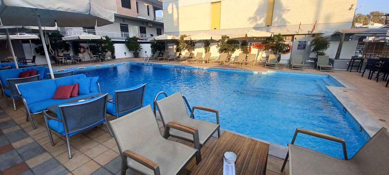 Pool Kronos Hotel