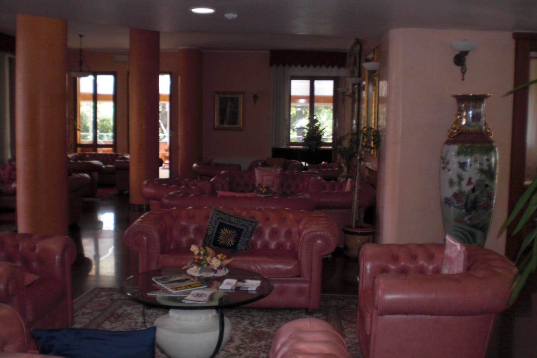 Hier sitzt man gemühtlich Hotel Grande Albergo Fortuna