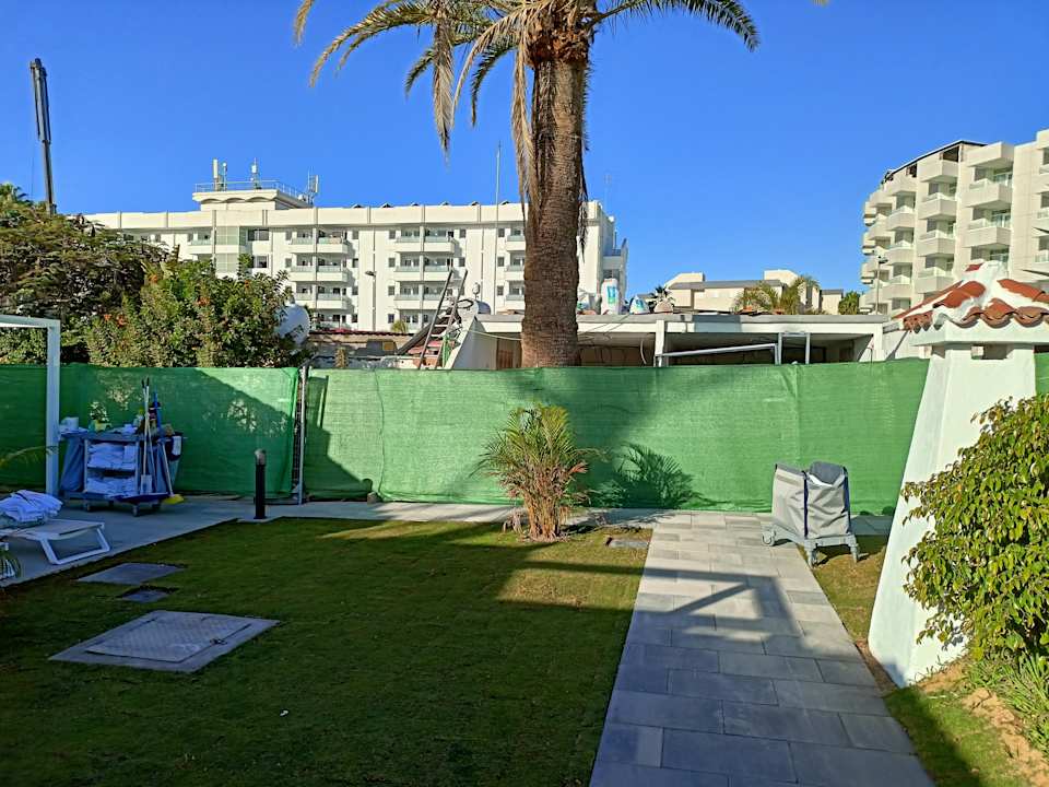 Gartenanlage HL Miraflor Suites Hotel