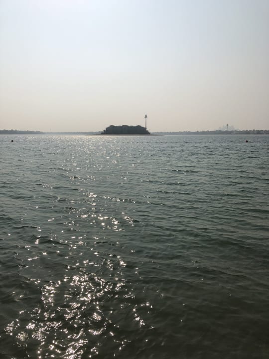 Strand Anantara The Palm Dubai Resort